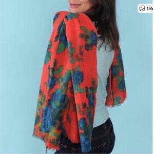 Moksha wool scarf
